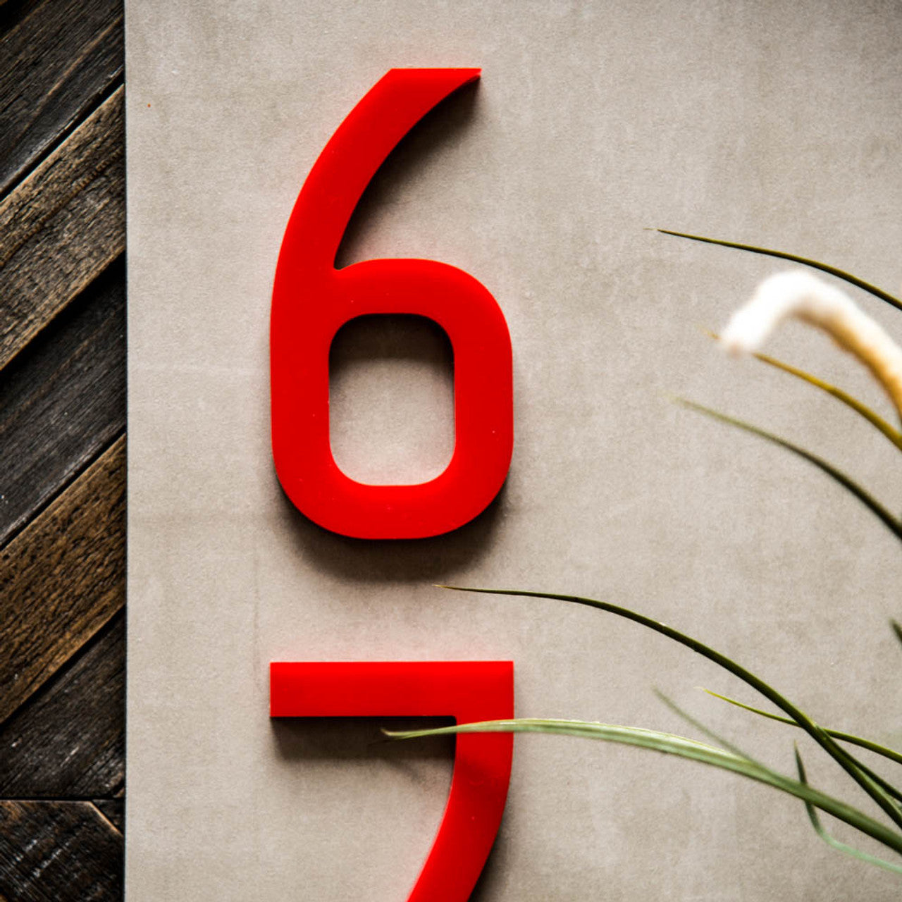 Tren House Numbers and Letters
